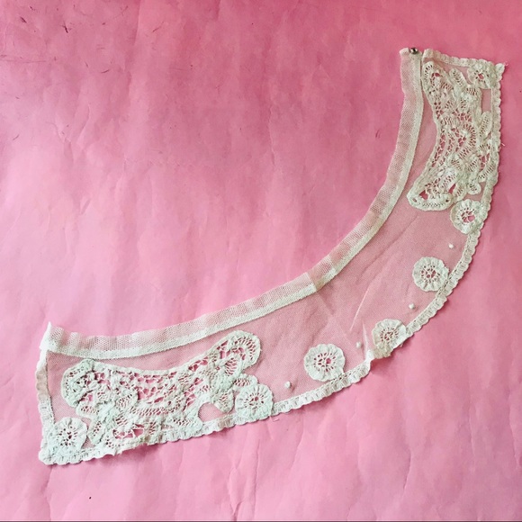 Vintage cream handmade lace collar - Picture 7 of 7